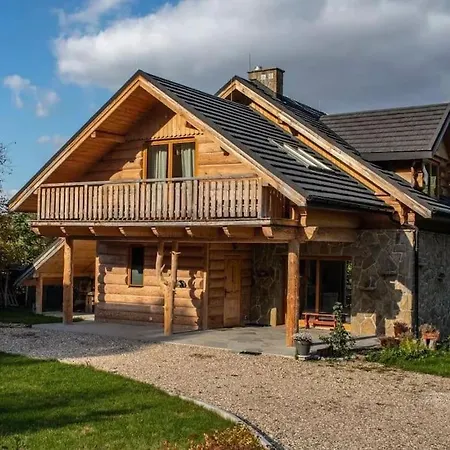 W Otulinie Czerwonej Gory Villa Checiny  Exterior photo